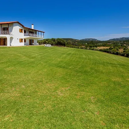 Finisia House
