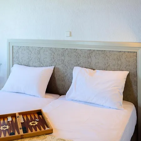 Finisia House アパート *