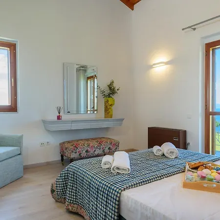 Finisia House * Elia (Monemvasia, Laconia)