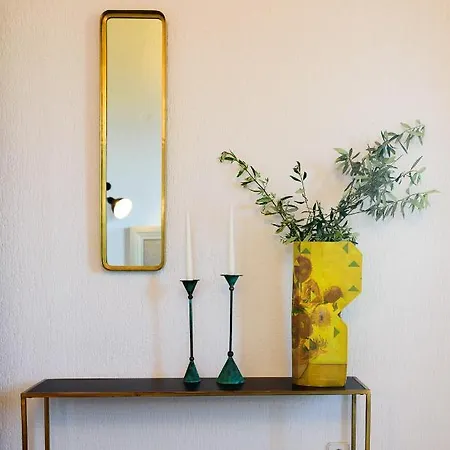 アパート Finisia House