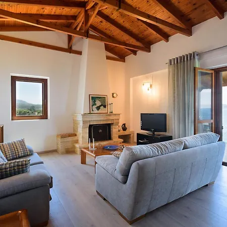 Finisia House Apartment