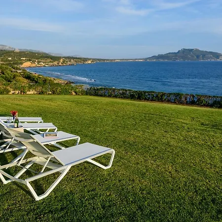 アパート Finisia House