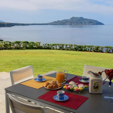 Finisia House アパート Elia (Laconia)